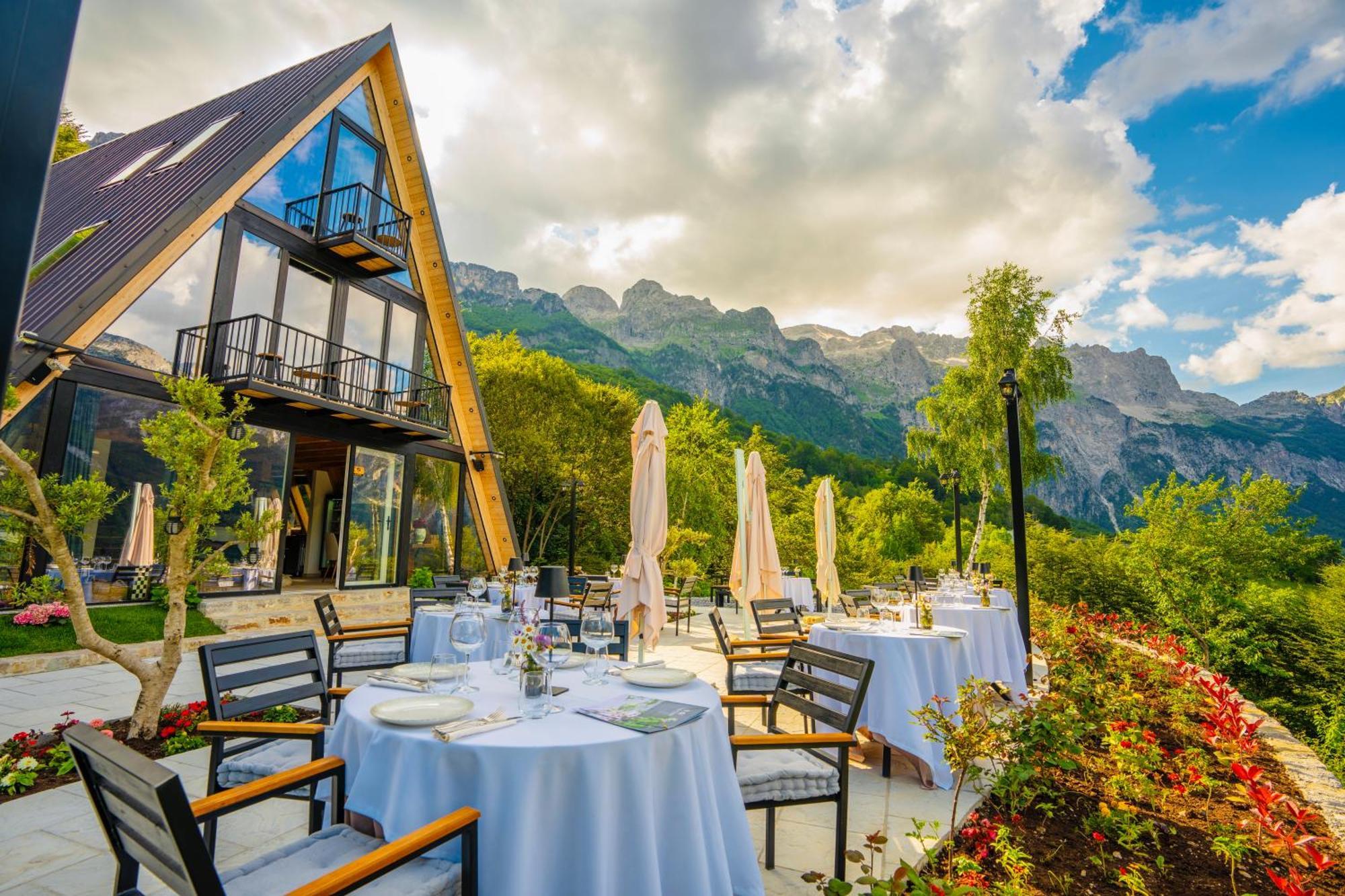Vidis Chalet Boutique Hotel Theth Bagian luar foto