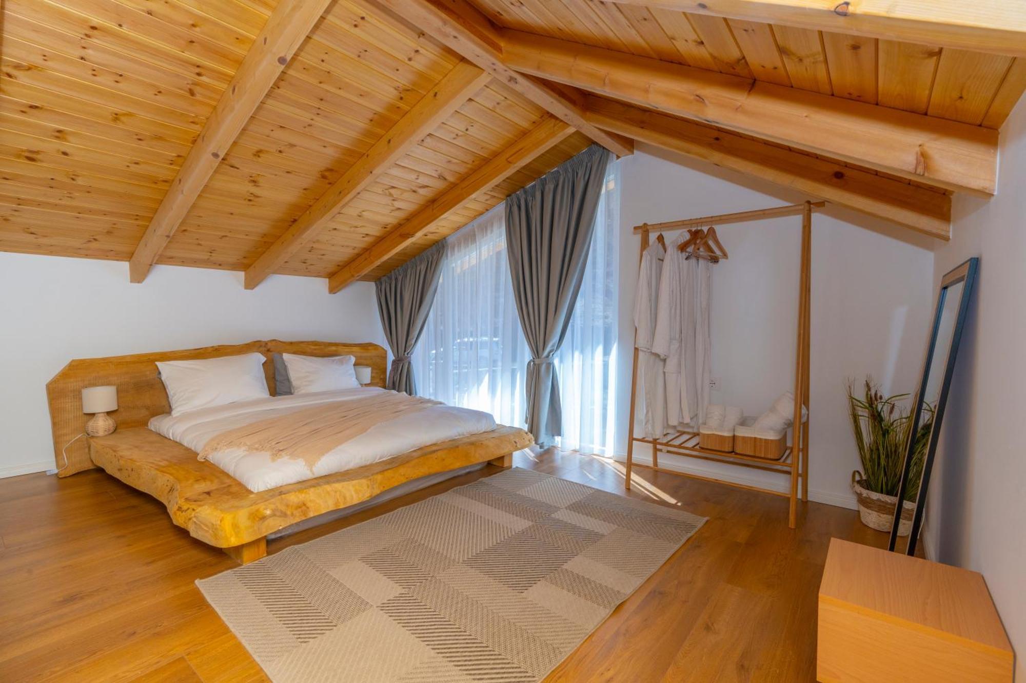 Vidis Chalet Boutique Hotel Theth Bagian luar foto