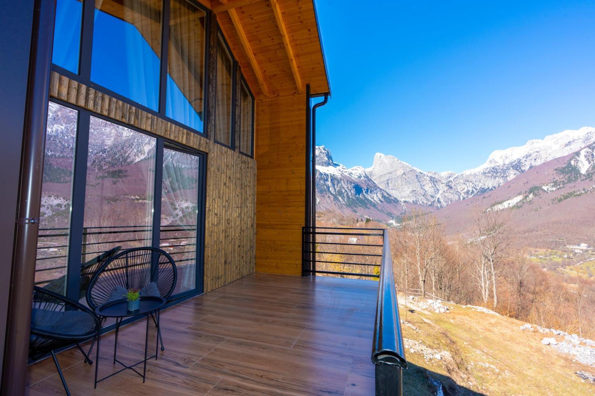 Vidis Chalet Boutique Hotel Theth Bagian luar foto