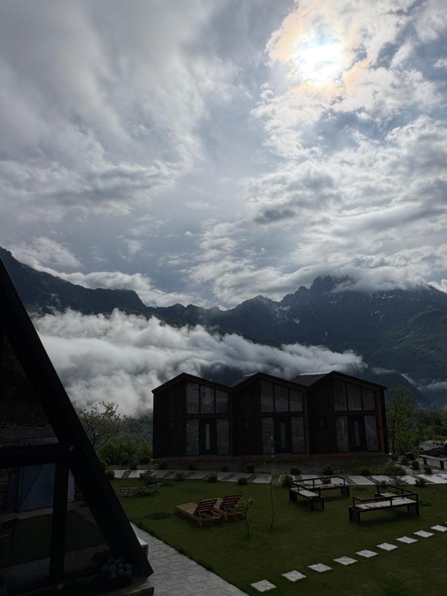 Vidis Chalet Boutique Hotel Theth Bagian luar foto